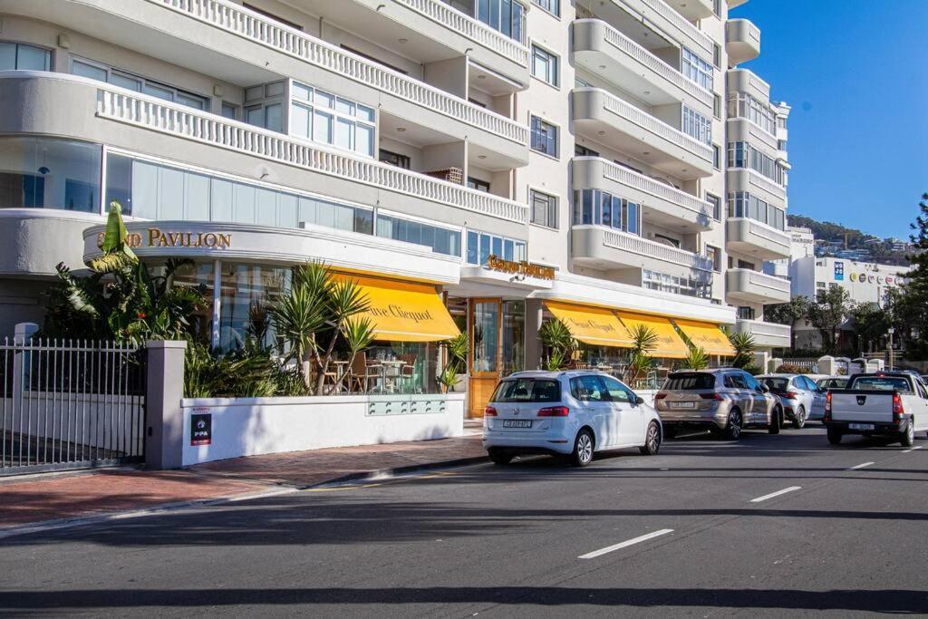 Living The Front Life * Cape Town